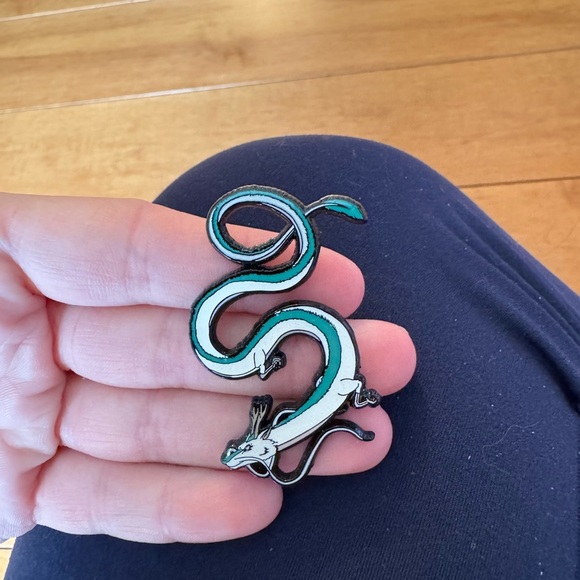 Studio Ghibli Dragon Enamel Pin - Picture 1 of 2